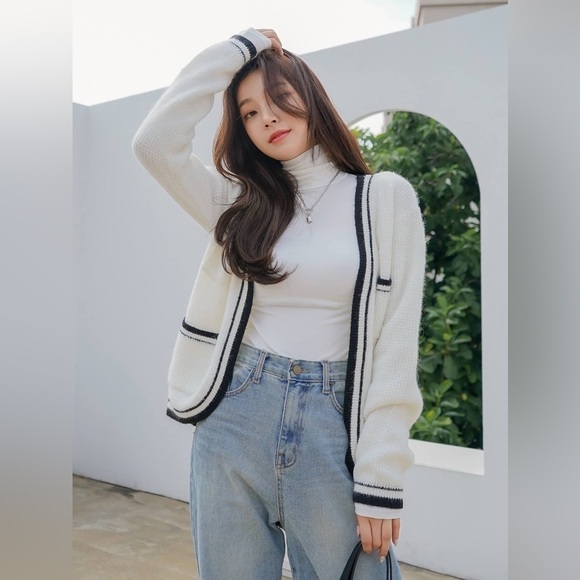 Preppy Classic White Black Varsity Open Cardigan Sweater sz Small - Picture 4 of 11